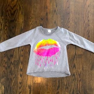 Kavio! Lips High Low Long Sleeve